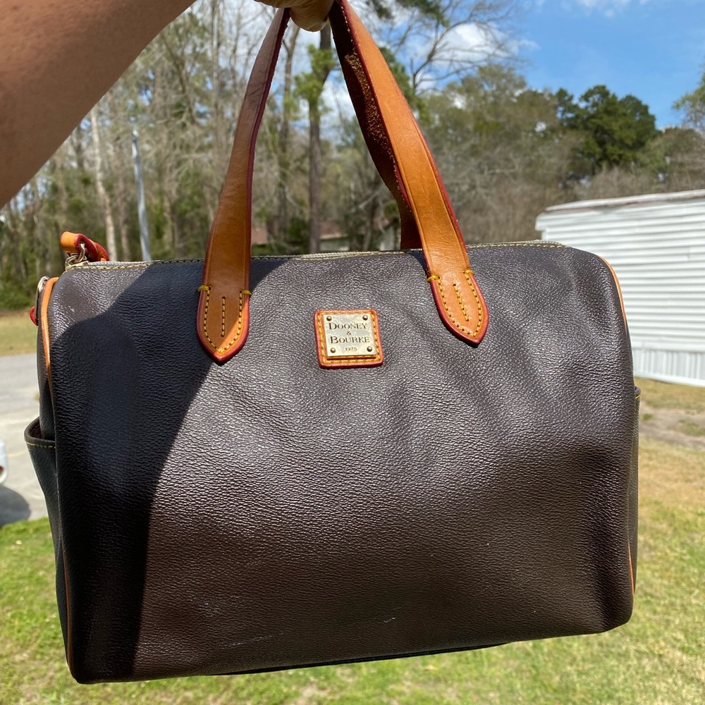 Dooney & Bourke Olivia